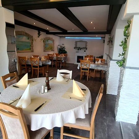 Hotel Roessli Oberried am Brienzersee Екстер'єр фото